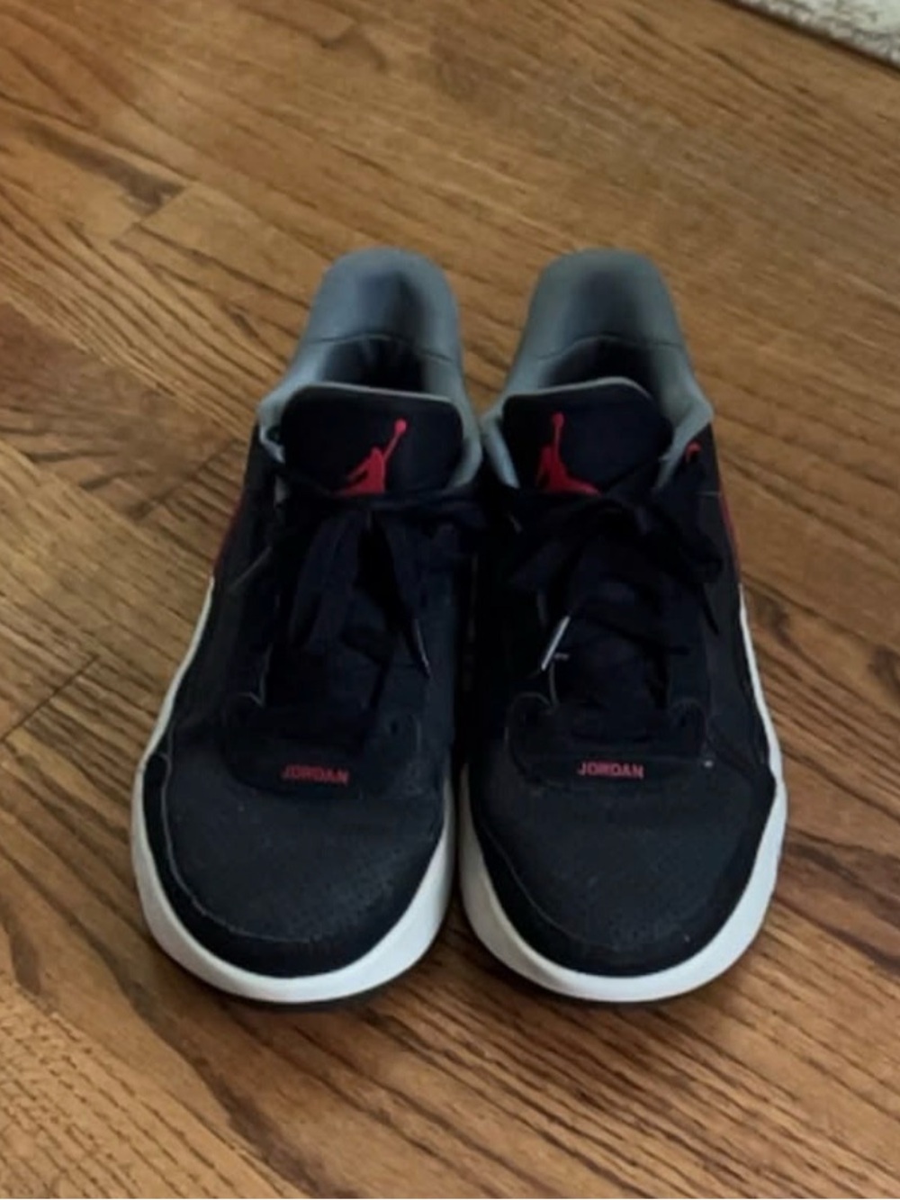 Jordan Kids Black and Red Low-Top Sneakers with White Outsole. Size 5.5
